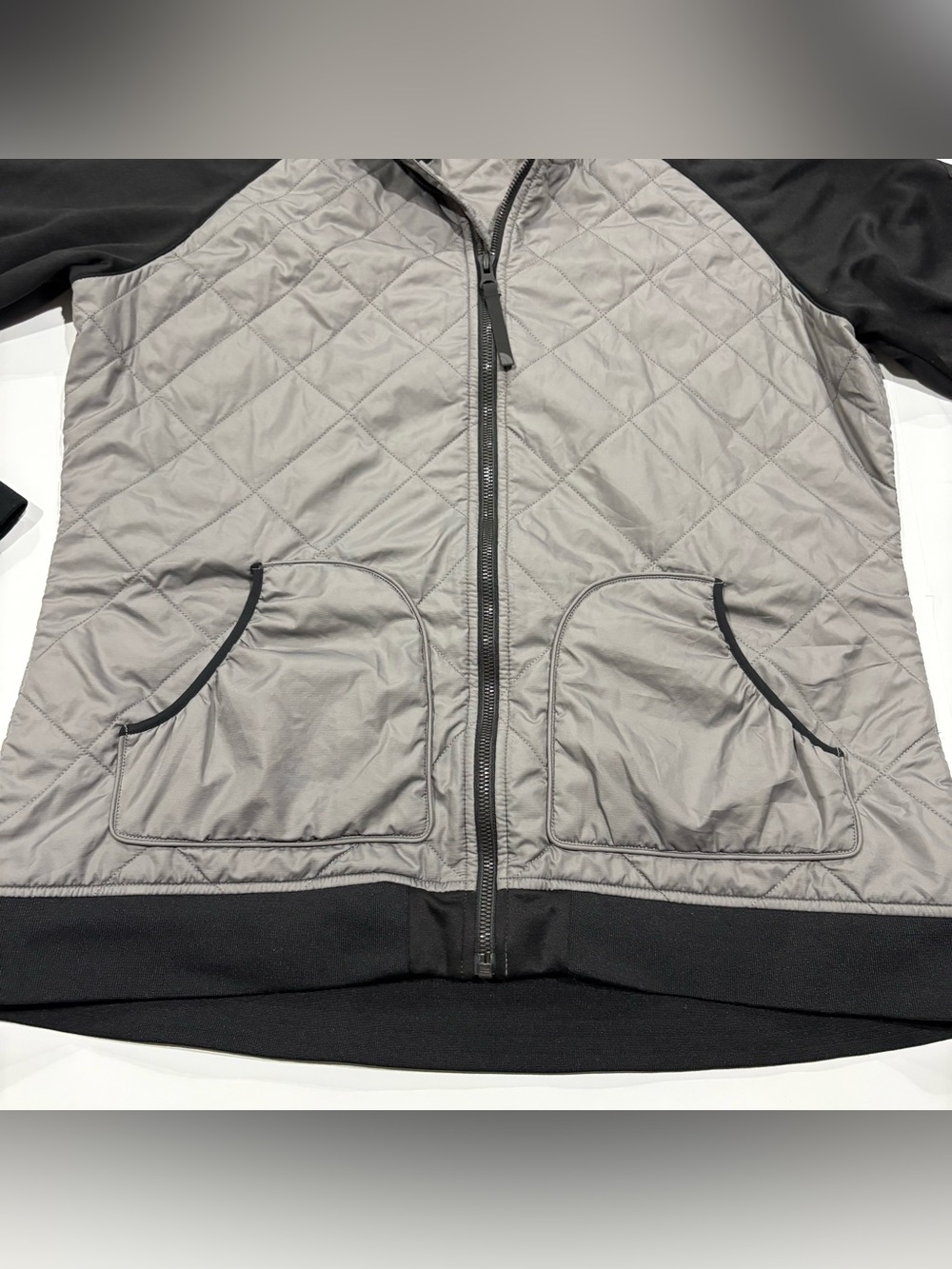 The North Face Womens XL Gray Black Quilted Hooded Jacket Full Zip Hybrid - Picture 5 of 9